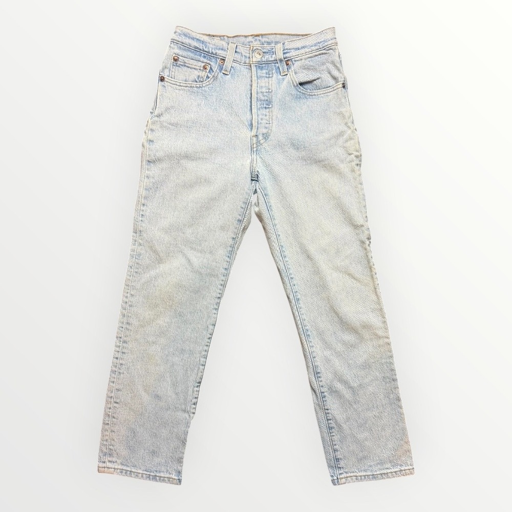 Levis Premium 501 Original Fit Light Wash Button Fly Straight Leg Jeans Womens
